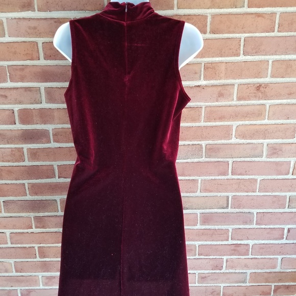 Maroon Velvet Dress - Picture 3 of 7